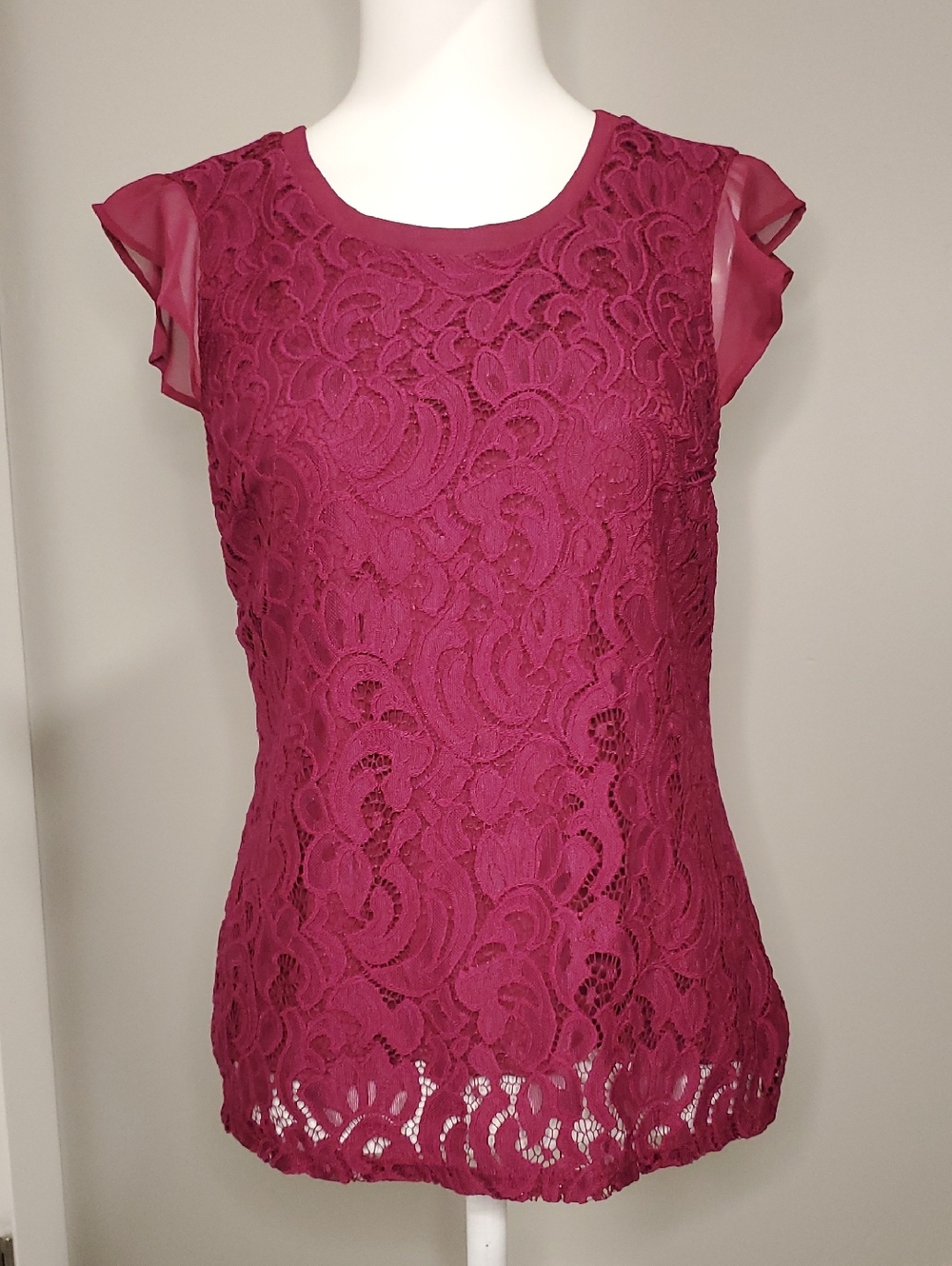 LOFT Magenta Lace Flutter Sleeve Shell